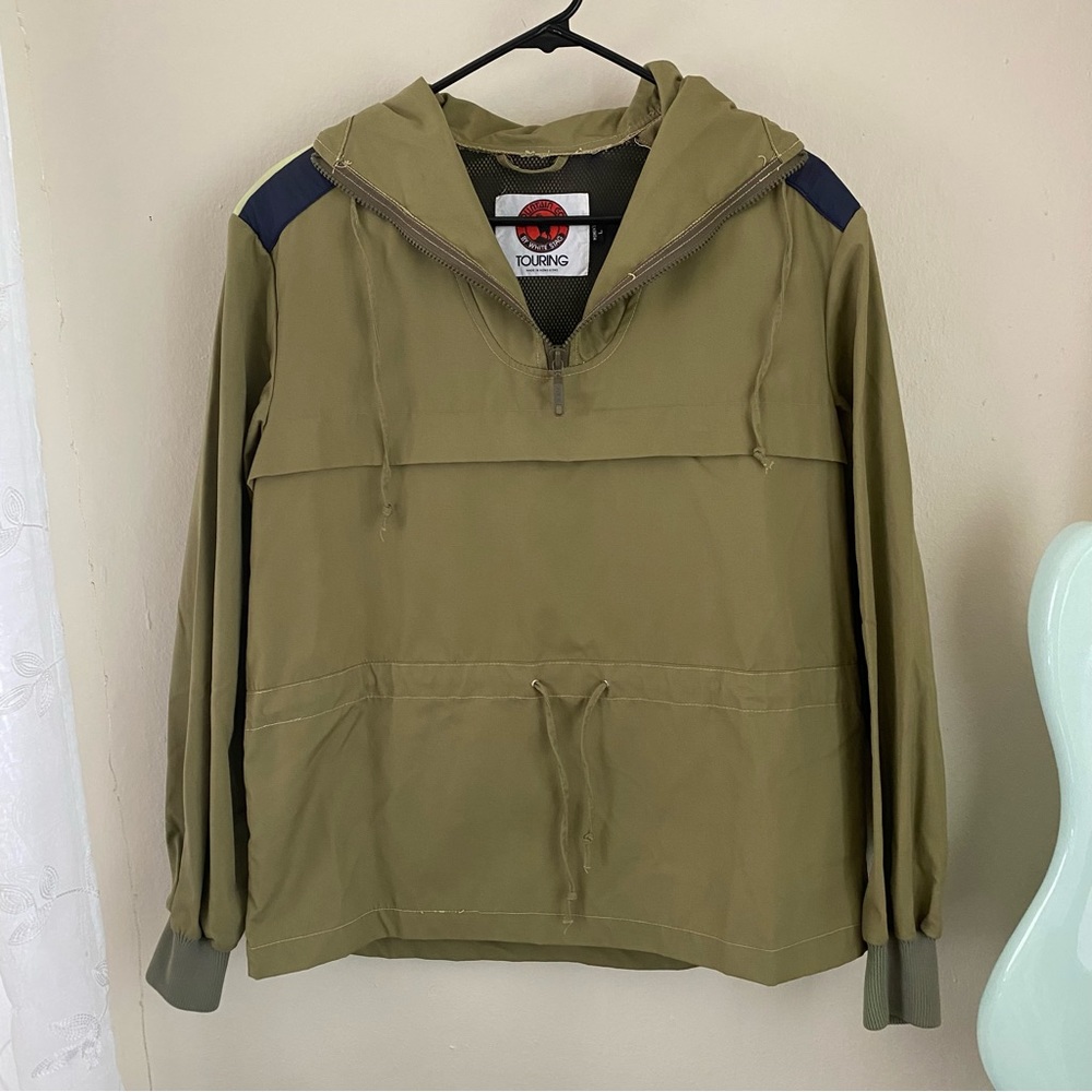 vintage olive windbreaker